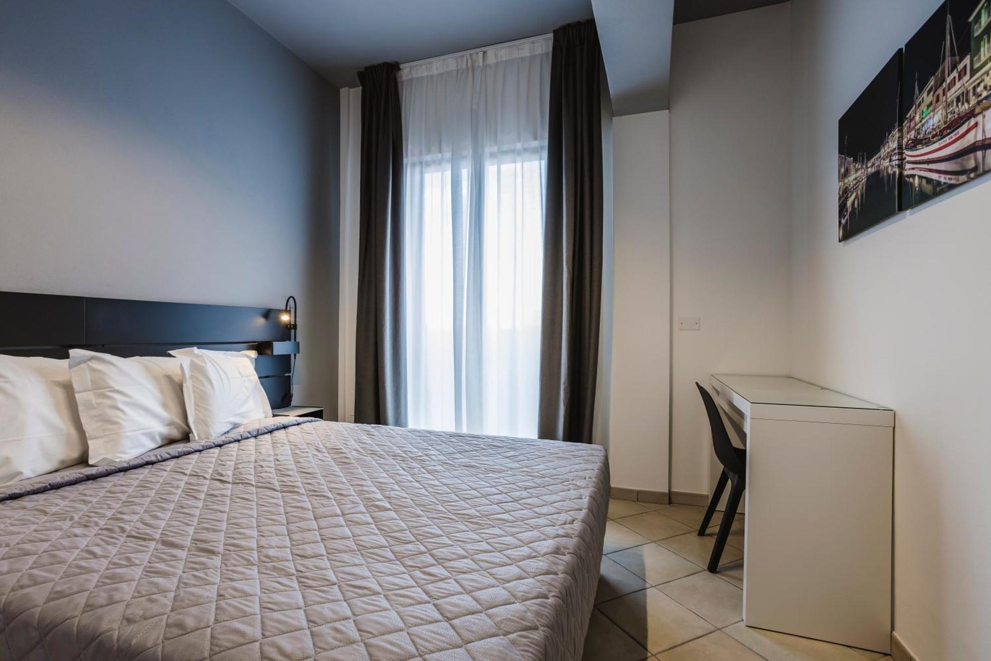 Residence 9 Line Мілано-Маріттіма Екстер'єр фото