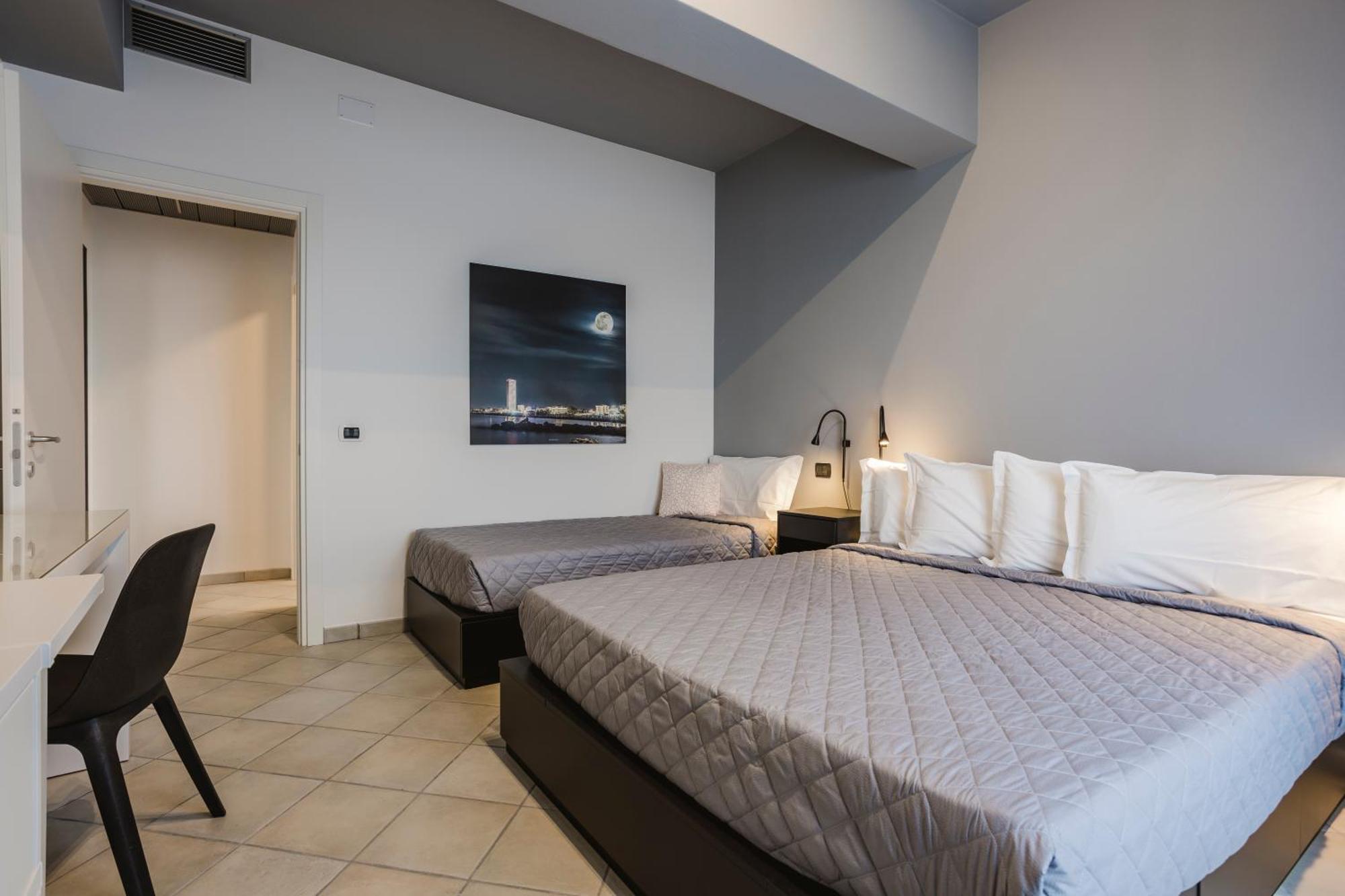 Residence 9 Line Мілано-Маріттіма Екстер'єр фото